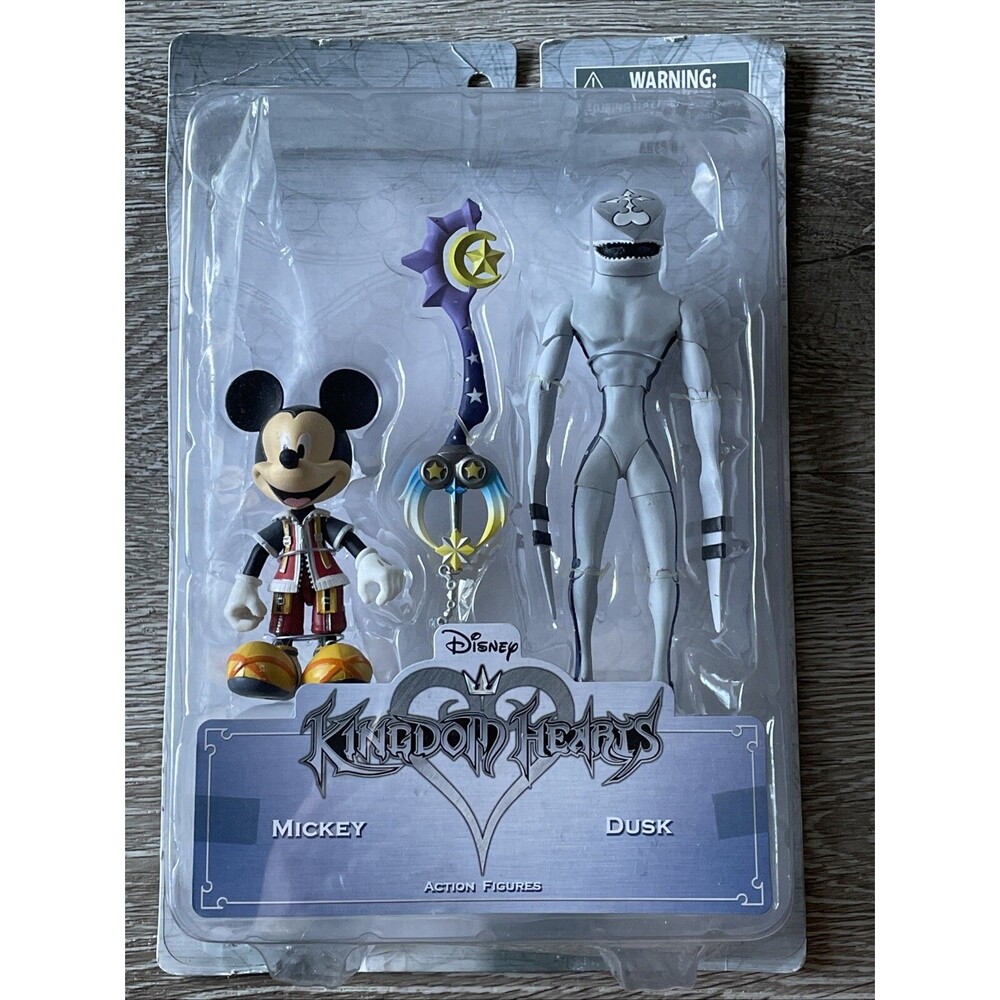 Diamond Select Toys Disney Kingdom Hearts Series 1 Mickey & Dusk Action Figure
